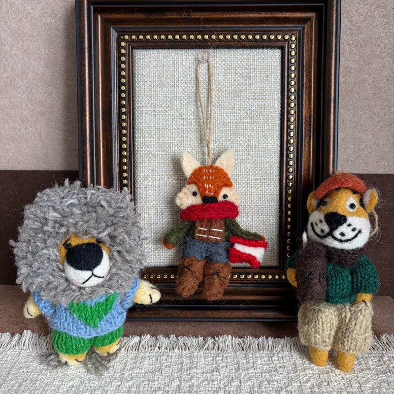 Nepalese handmade wool felt cute tiger coffee bag pendant animal keychain car pendant gift doll