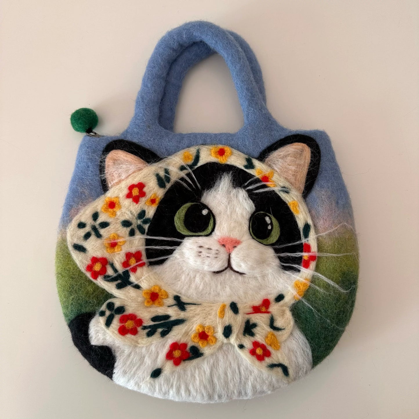 芒僧 尼泊尔进口设计师纯手工碎花头巾奶牛猫羊毛毡手提包