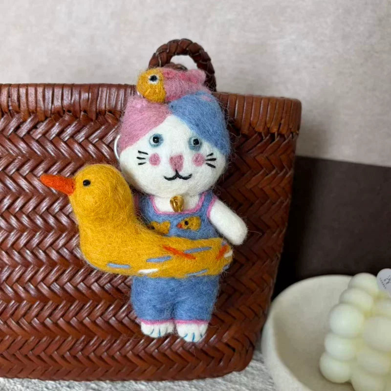 Nepalese handmade wool felt cute tiger coffee bag pendant animal keychain car pendant gift doll