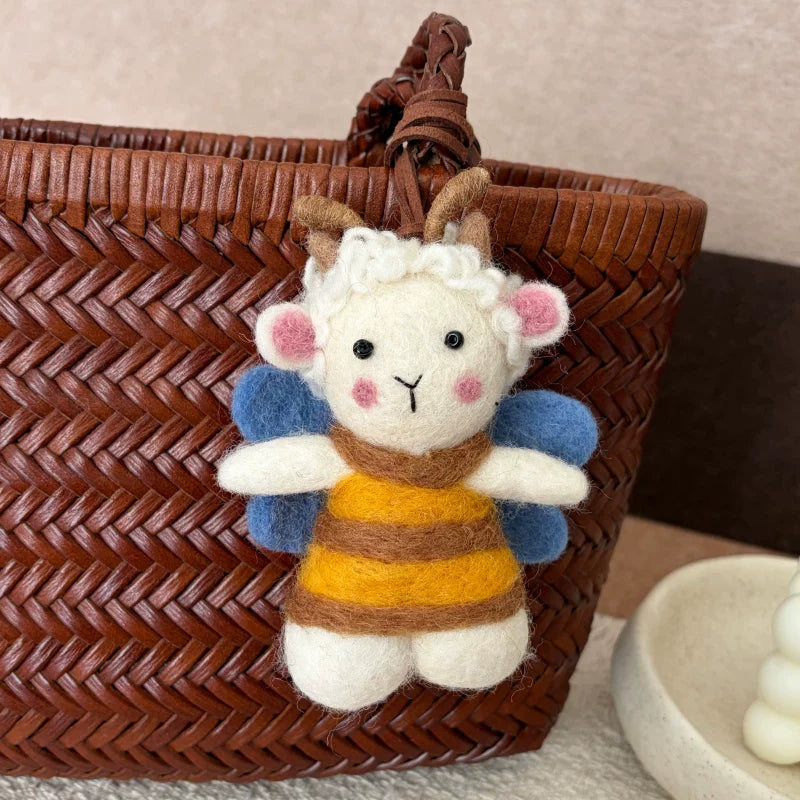 Nepalese handmade wool felt cute tiger coffee bag pendant animal keychain car pendant gift doll