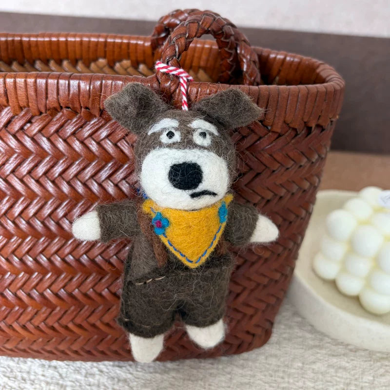 Nepalese handmade wool felt cute tiger coffee bag pendant animal keychain car pendant gift doll