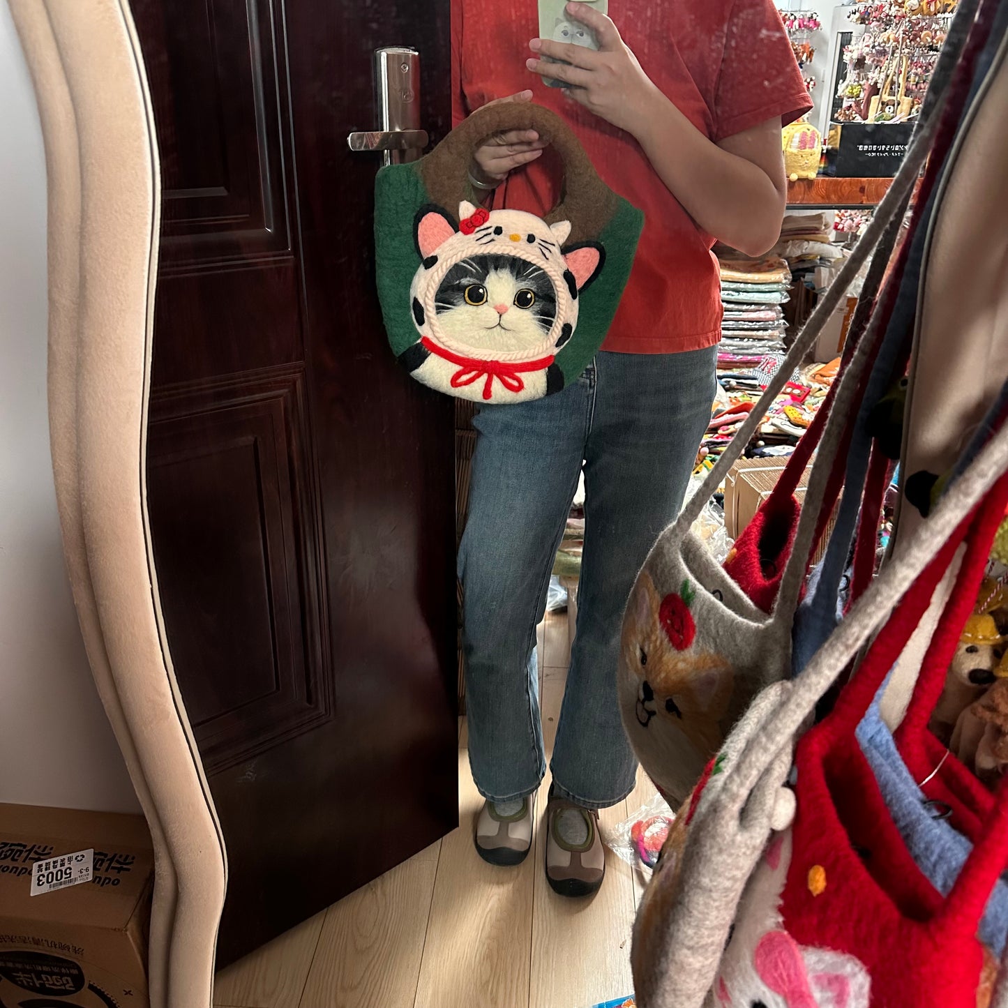 芒僧 尼泊尔进口设计师款纯手工Kitty奶牛头套虎斑猫羊毛毡手提包