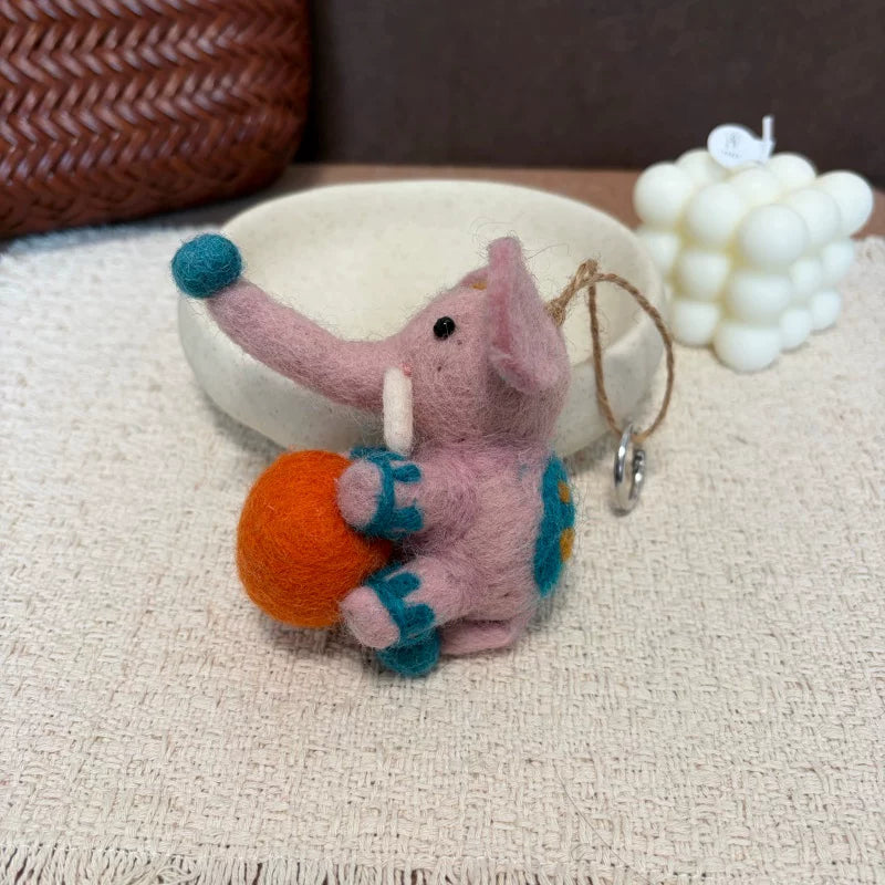 Nepalese handmade wool felt cute elephant bag pendant exquisite cartoon baby elephant doll keychain car pendant