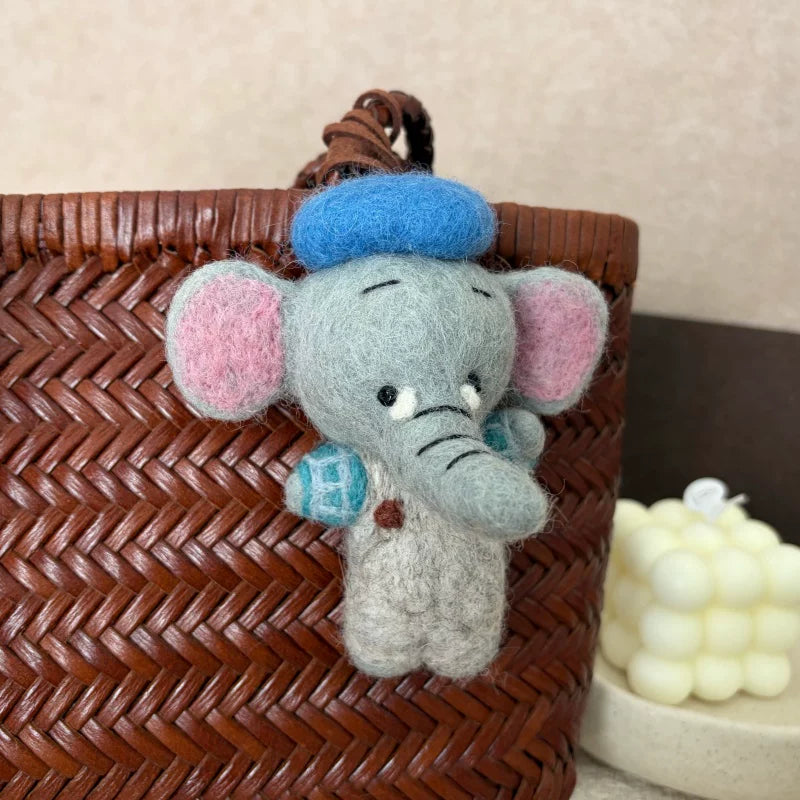 Nepalese handmade wool felt cute elephant bag pendant exquisite cartoon baby elephant doll keychain car pendant