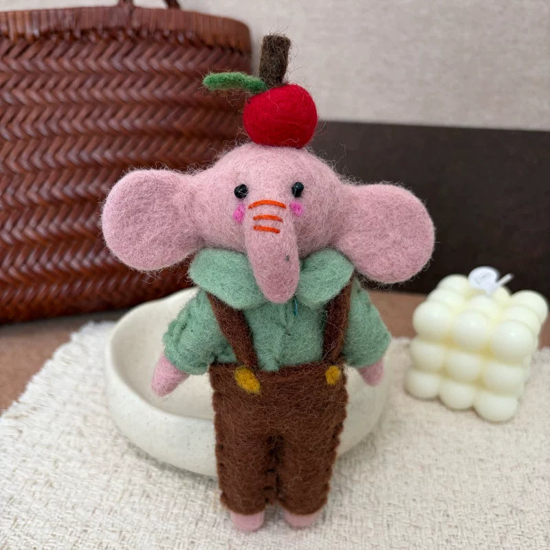 Nepalese handmade wool felt cute elephant bag pendant exquisite cartoon baby elephant doll keychain car pendant