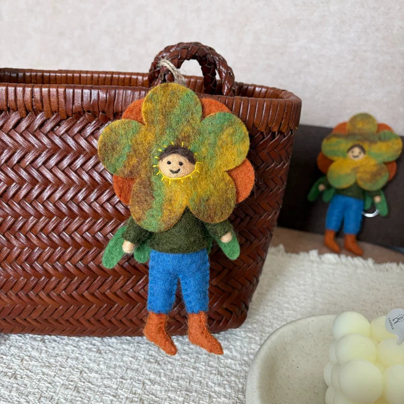 Nepalese handmade wool felt cute tiger coffee bag pendant animal keychain car pendant gift doll