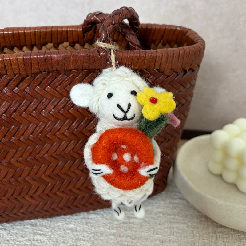Nepalese handmade wool felt cute tiger coffee bag pendant animal keychain car pendant gift doll