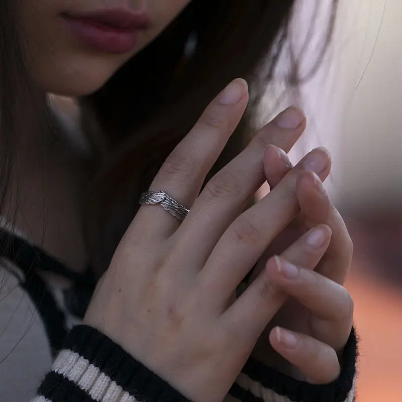 Retro Hugging Angel Wings Ring For Women Men Punk Gothic Open Ring Creative Designer Jewelry Unisex Accessories Gift For Lovers